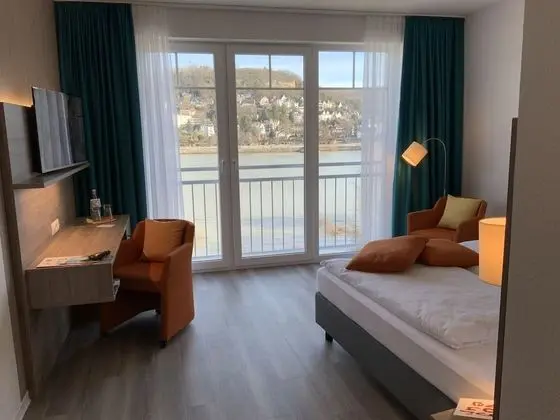 Premium Tek Büyük Yataklı Oda, Nehir Manzaralı