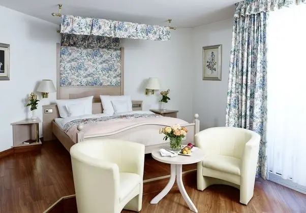 Comfort Tek Büyük veya İki Ayrı Yataklı Oda