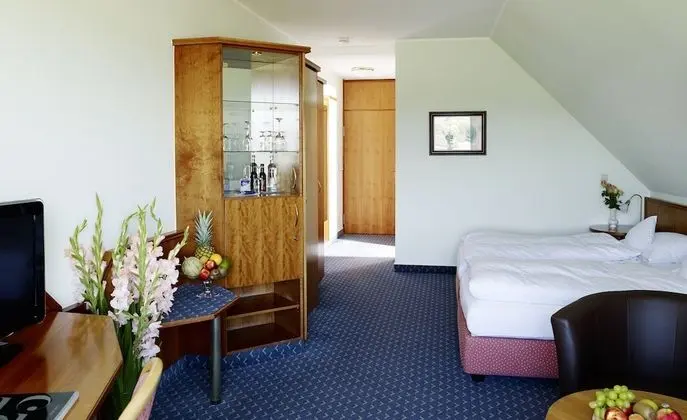 Comfort Tek Büyük veya İki Ayrı Yataklı Oda