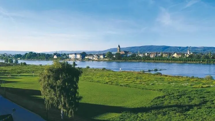 Comfort Tek Büyük veya İki Ayrı Yataklı Oda