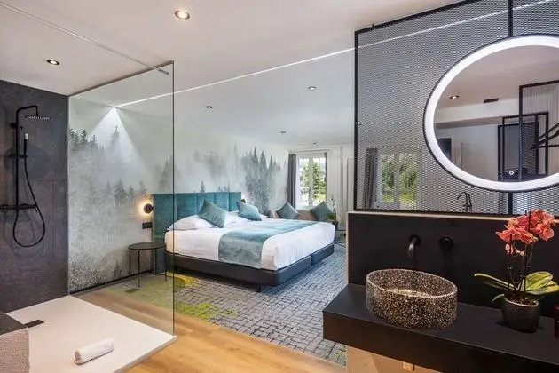 Süit, Nehir Manzaralı