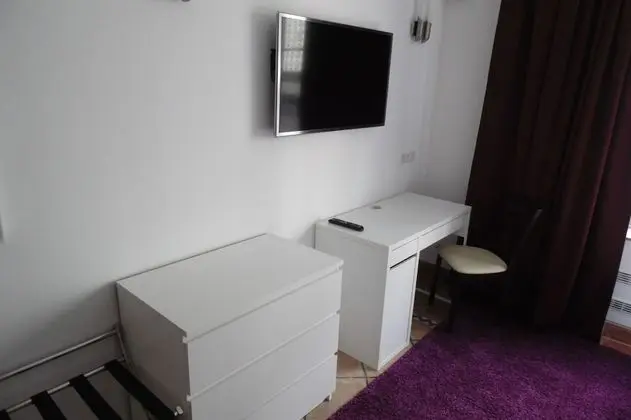 Tek Büyük Yataklı Oda
