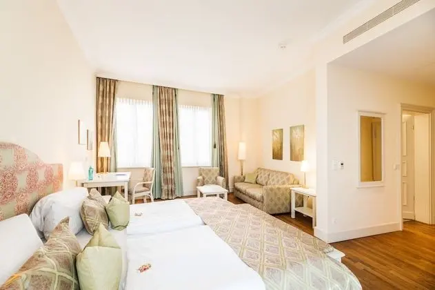 Comfort Büyük Yataklı Tek Kişilik Oda