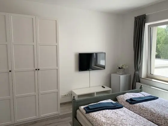 Basic Tek Büyük Yataklı Oda