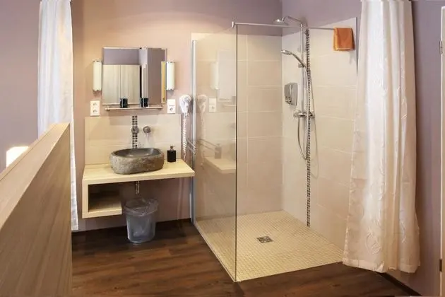 Superior Tek Büyük veya İki Ayrı Yataklı Oda, Veranda, Nehir Manzaralı