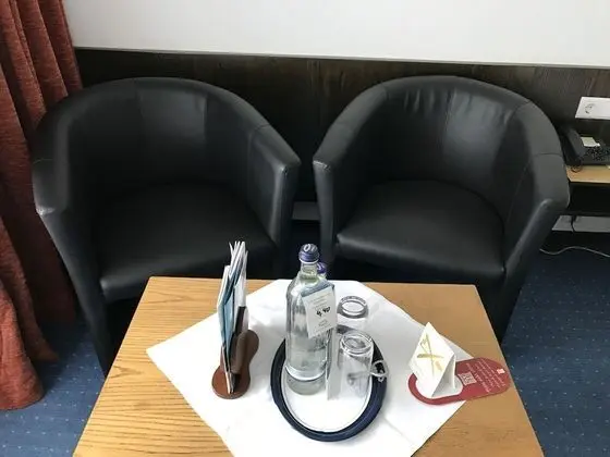 Tek Büyük veya İki Ayrı Yataklı Oda, Balkon (Partial river view)