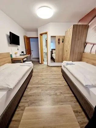 İki Ayrı Yataklı Oda, Özel Banyo