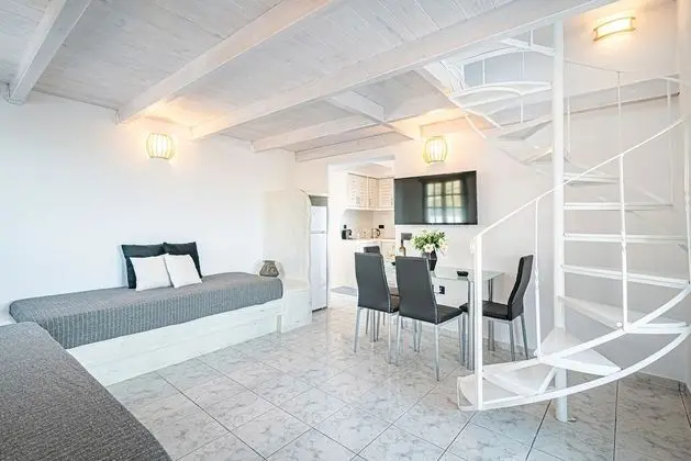 Deluxe Çatı Katı (Loft)