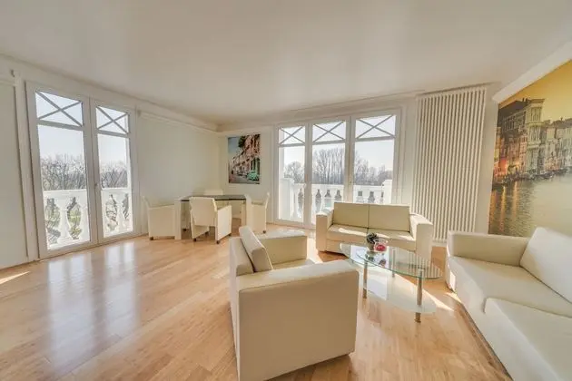 Grand Apart Daire