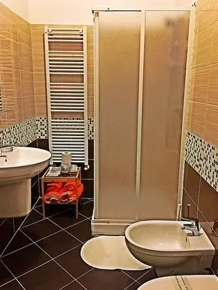 Comfort Dört Kişilik Oda, Özel Banyo