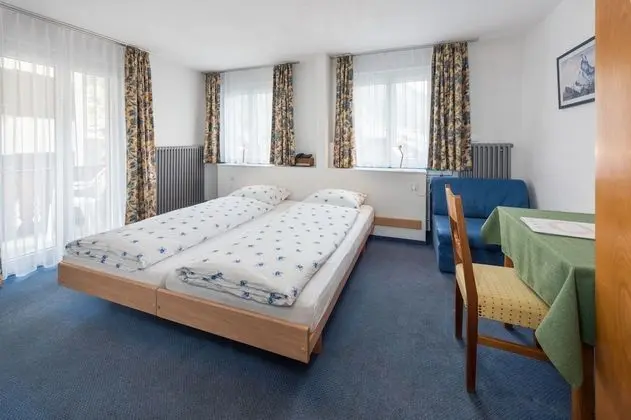 Tek Büyük Yataklı Oda (North)