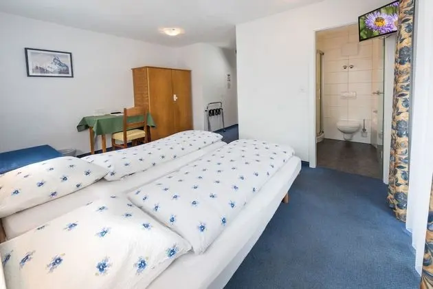 Tek Büyük Yataklı Oda (North)