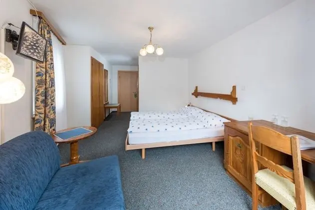 Tek Büyük Yataklı Oda (North)