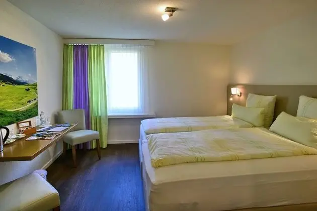 Oda, 1 En Büyük (King) Boy Yatak, Dağ Yamacı