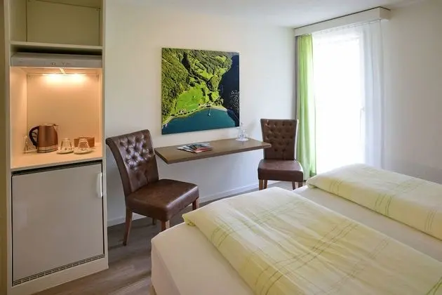 Oda, 1 En Büyük (King) Boy Yatak, Göl Kenarı