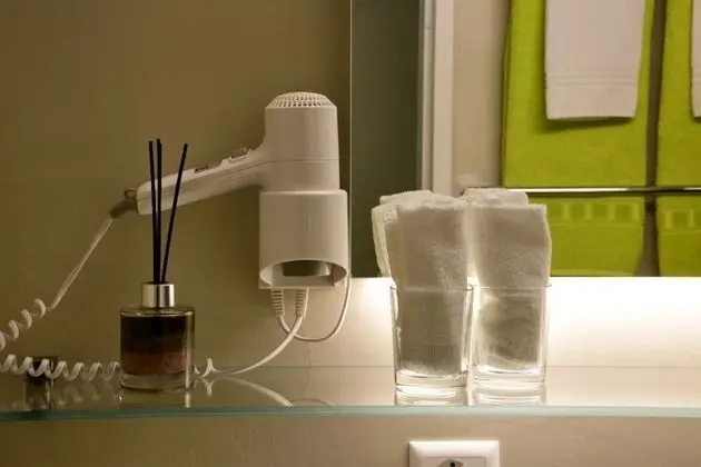 Oda, 1 En Büyük (King) Boy Yatak, Göl Kenarı