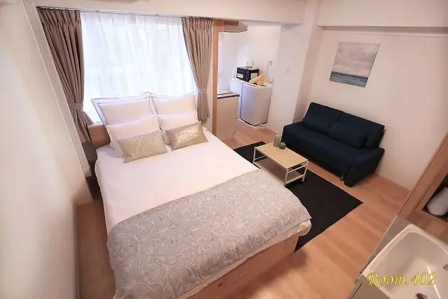 Üç Kişilik Oda ( 402 )