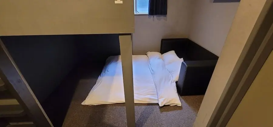 Basic Üç Kişilik Oda, 1 Çift Kişilik Yatak ve Çekyat