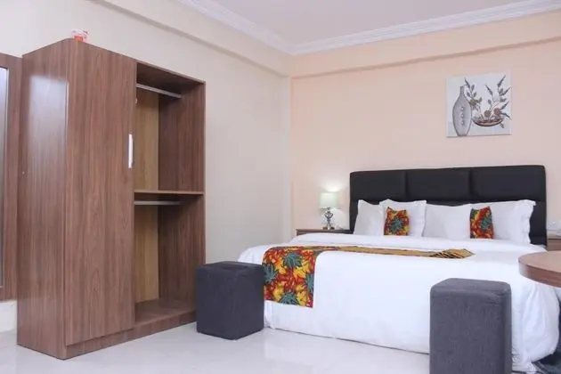 Deluxe Tek Büyük Yataklı Oda