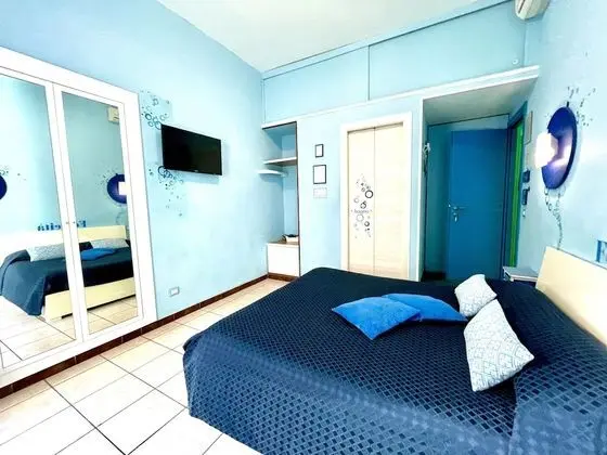 Camera Tripla (Letto Matrimoniale non Divisibile)