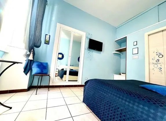 Camera Tripla (Letto Matrimoniale non Divisibile)