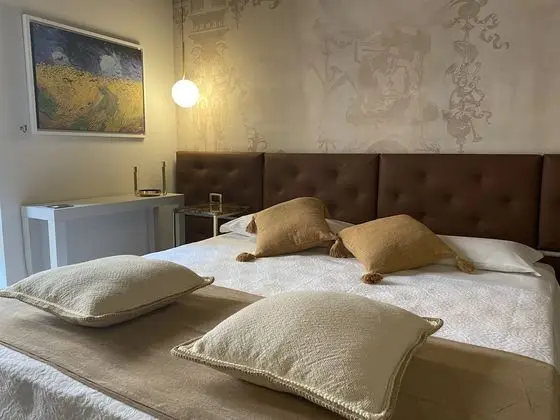 Tek Büyük veya İki Ayrı Yataklı Oda