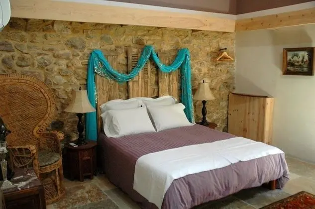Kır Evi (Corner)