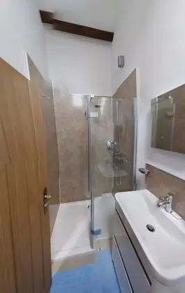 Deluxe Tek Büyük Yataklı Oda, Banyolu/Duşlu