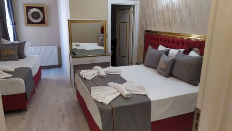 Design Tek Büyük veya İki Ayrı Yataklı Oda