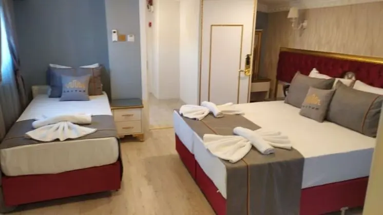 Design Üç Kişilik Oda