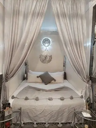 Comfort Tek Büyük Yataklı Oda (Chambre Diamant)