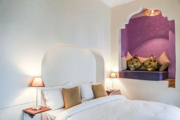 Tek Büyük Yataklı Oda (Lavender)