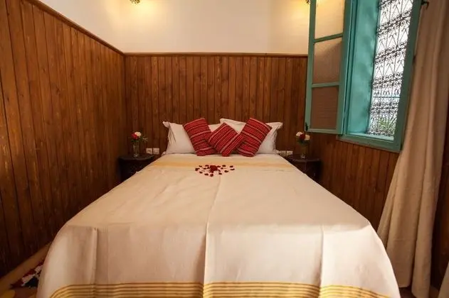 Tek Büyük Yataklı Oda (Haj Hamid)