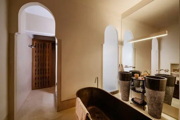 Arte suite terrace and jetted tub
