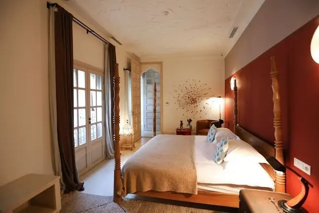 Arte suite terrace and jetted tub