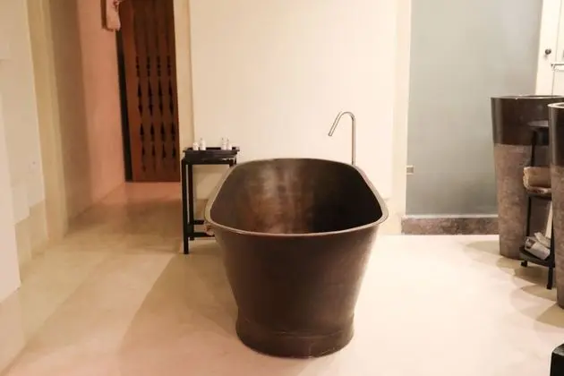 Junior Suite terrace and Jetted Tub