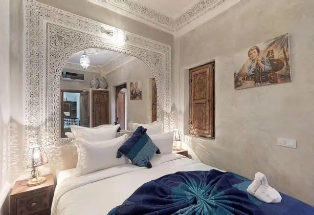 Luxury Tek Büyük Yataklı Oda, 1 En Büyük (King) Boy Yatak, Avlu Manzaralı (Double Berbere)