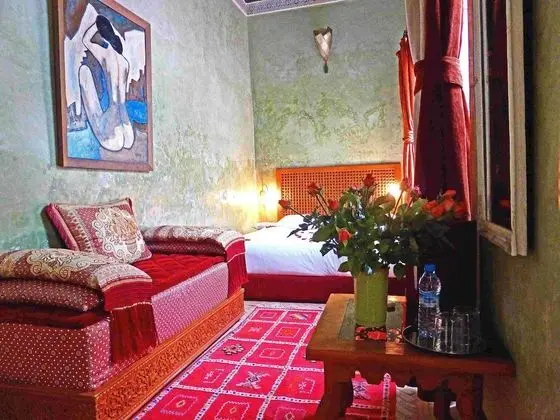 Standard Tek Büyük Yataklı Oda