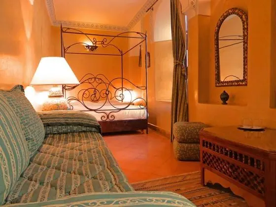 Superior Tek Büyük Yataklı Oda (1)