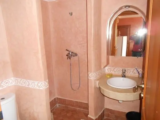 Superior Tek Büyük Yataklı Oda (1)