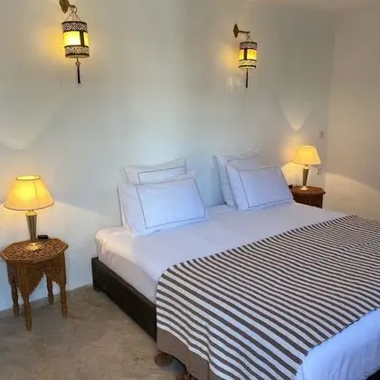 Classic Tek Büyük veya İki Ayrı Yataklı Oda