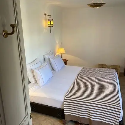 Classic Tek Büyük veya İki Ayrı Yataklı Oda