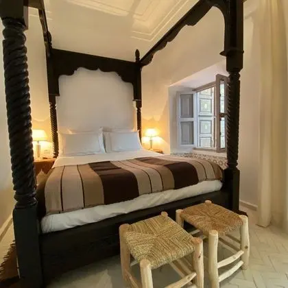 Classic Tek Büyük Yataklı Oda