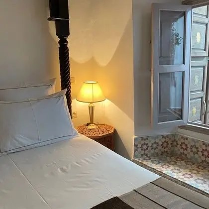 Classic Tek Büyük Yataklı Oda