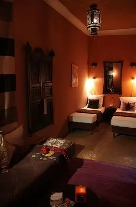İki Ayrı Yataklı Oda (Abejel)