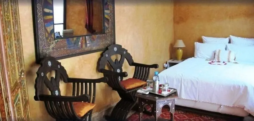 Tek Büyük Yataklı Oda (Blanche)