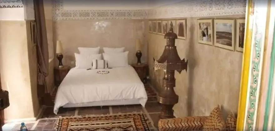 Tek Büyük Yataklı Oda (Marron)