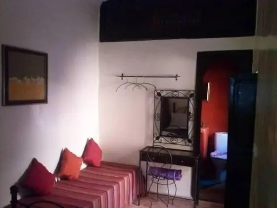 Üç Kişilik Oda