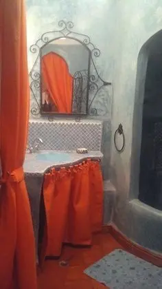 Traditional Tek Büyük Yataklı Oda, 1 Çift Kişilik Yatak ve Çekyat, Zemin Kat