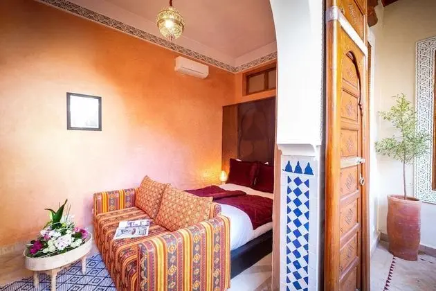 Deluxe Süit, Sigara İçilmez